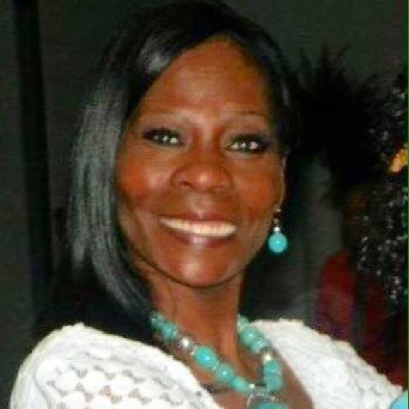 Meet your Posher, Carlotta - Picture 1 of 1